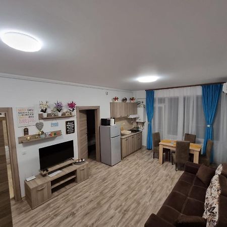 Summerland Apartment M&A Mamaia Exterior photo